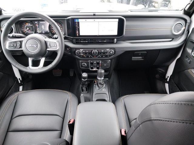 new 2025 Jeep Wrangler car, priced at $46,355
