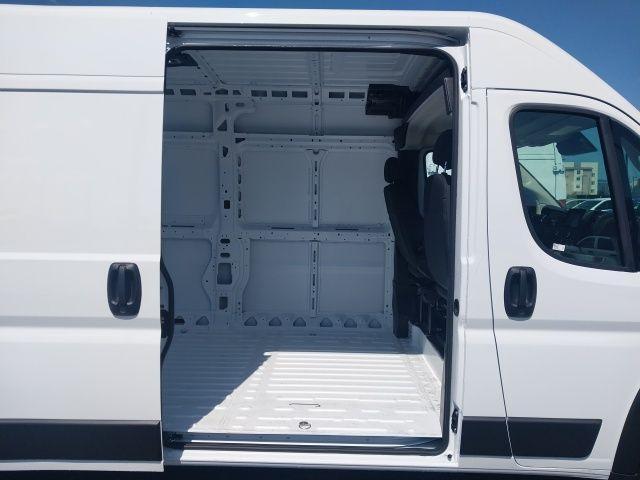 new 2025 Ram ProMaster 2500 car, priced at $46,085