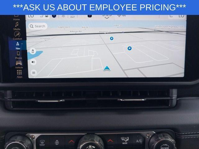 new 2025 Jeep Wrangler car, priced at $53,875