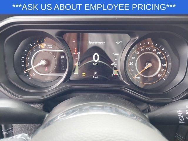 new 2025 Jeep Wrangler car, priced at $53,875