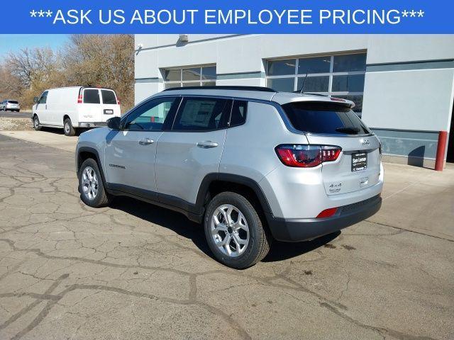 new 2025 Jeep Compass car, priced at $25,360