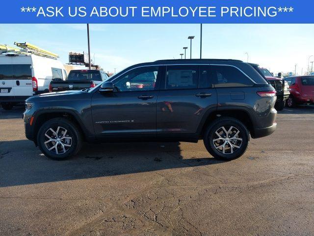 new 2025 Jeep Grand Cherokee car, priced at $44,290