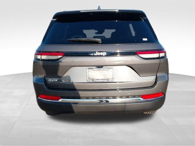 new 2025 Jeep Grand Cherokee car, priced at $40,790