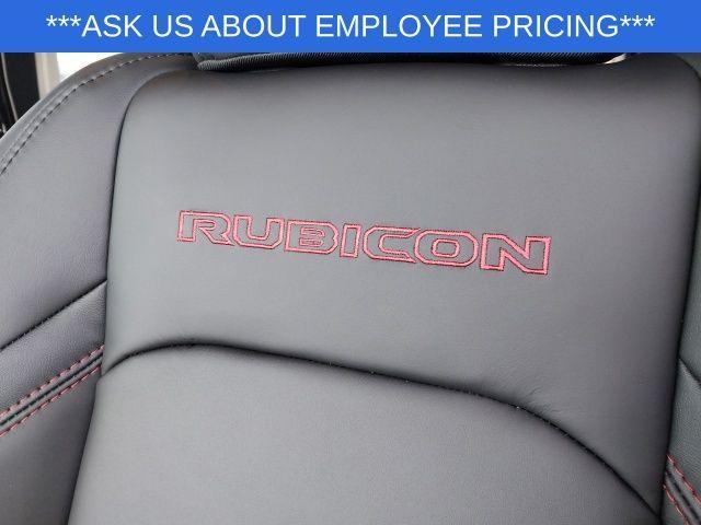 new 2025 Jeep Wrangler car, priced at $60,590