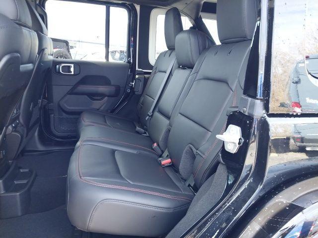 new 2025 Jeep Wrangler car, priced at $57,590