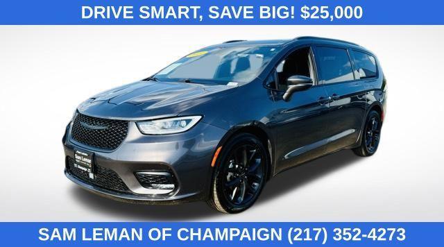 used 2021 Chrysler Pacifica car, priced at $25,000