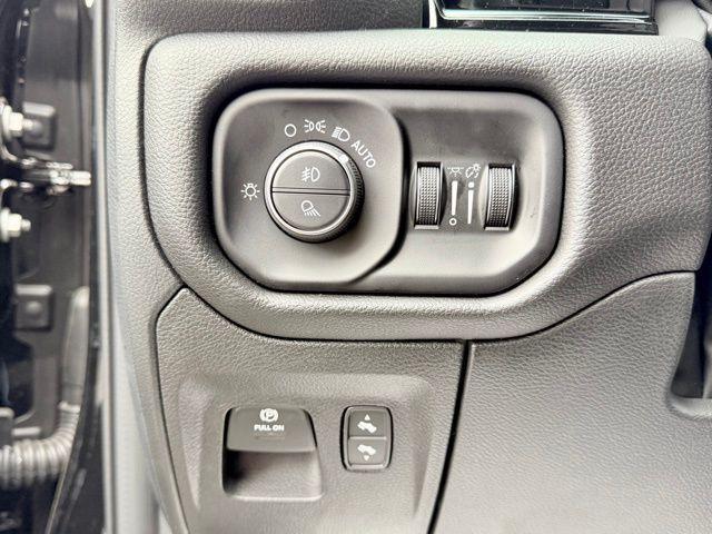 new 2025 Ram 1500 car, priced at $57,605