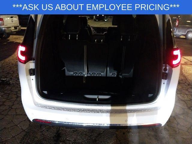 new 2025 Chrysler Pacifica car, priced at $42,420