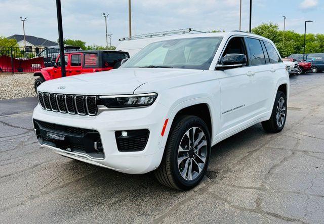 used 2025 Jeep Grand Cherokee car, priced at $53,900