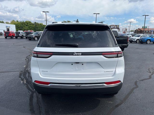 new 2025 Jeep Grand Cherokee car, priced at $36,125