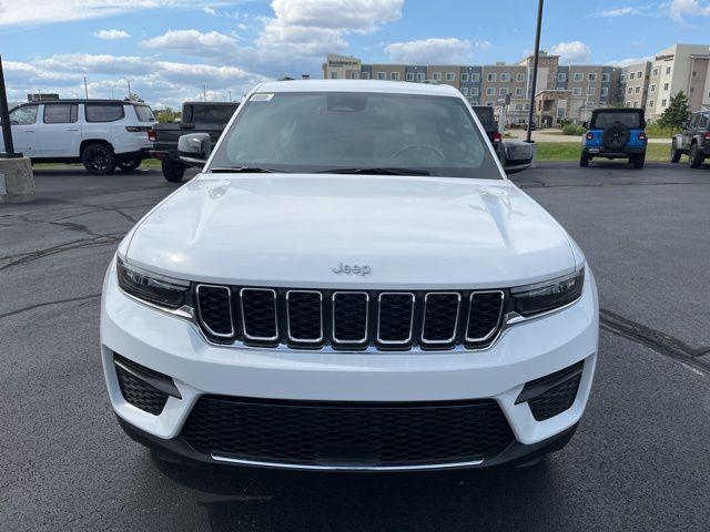 new 2025 Jeep Grand Cherokee car, priced at $36,125