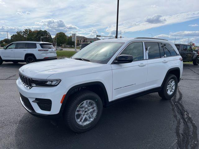 new 2025 Jeep Grand Cherokee car, priced at $36,125