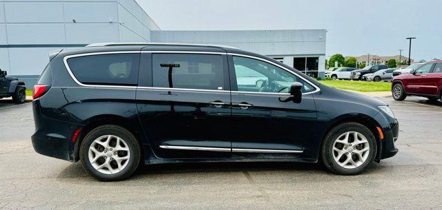 used 2020 Chrysler Pacifica car, priced at $19,495