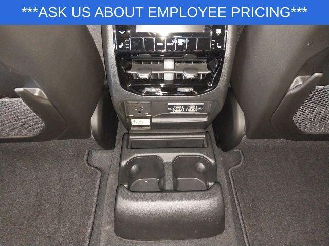 new 2025 Jeep Grand Cherokee L car, priced at $44,720