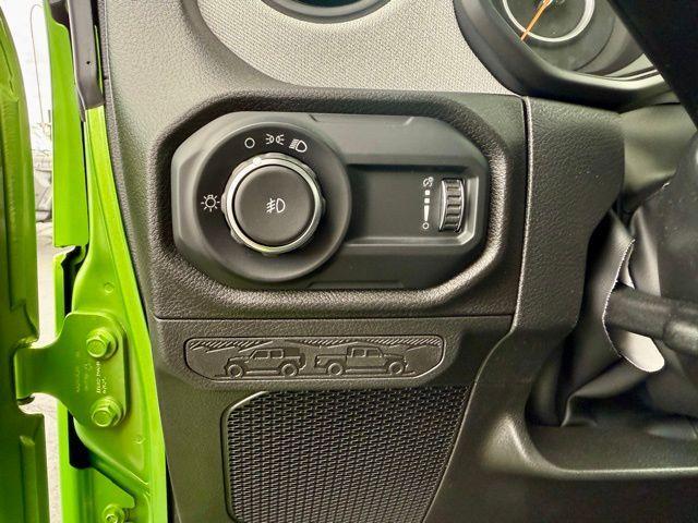 new 2025 Jeep Wrangler car, priced at $36,580