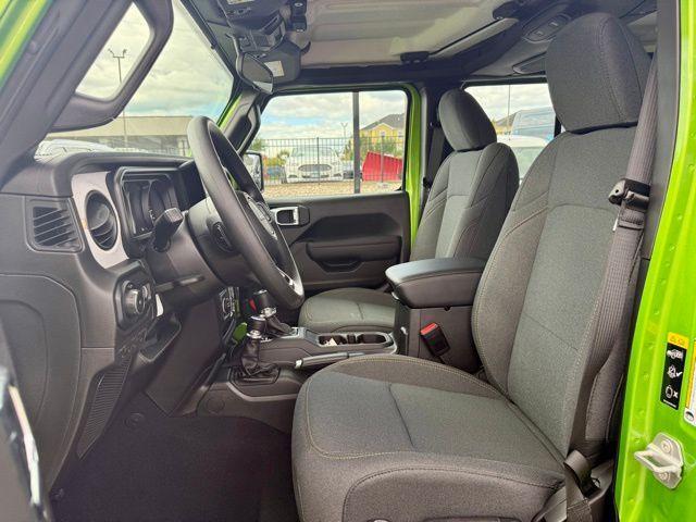 new 2025 Jeep Wrangler car, priced at $36,580