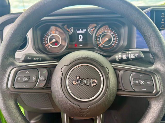 new 2025 Jeep Wrangler car, priced at $36,580