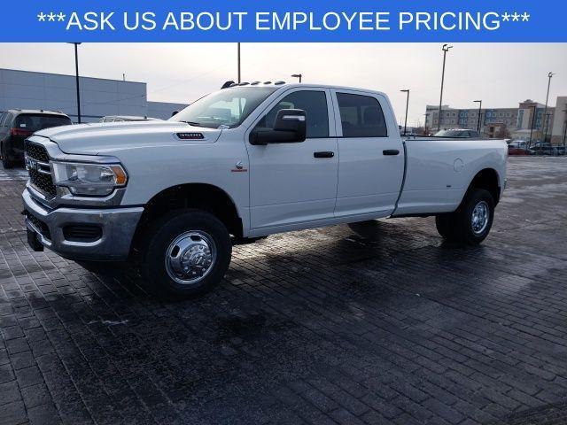 new 2024 Ram 3500 car, priced at $61,885