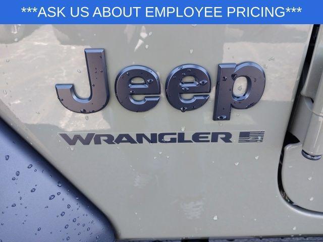 new 2025 Jeep Wrangler car, priced at $69,993