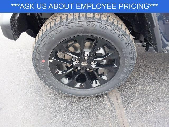 new 2025 Jeep Gladiator car, priced at $38,685
