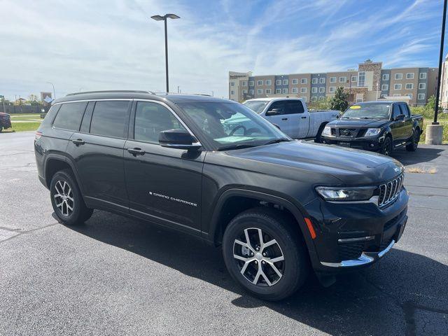 new 2024 Jeep Grand Cherokee L car, priced at $40,795