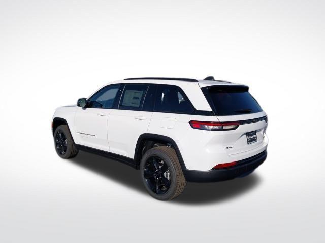 new 2025 Jeep Grand Cherokee car, priced at $45,140