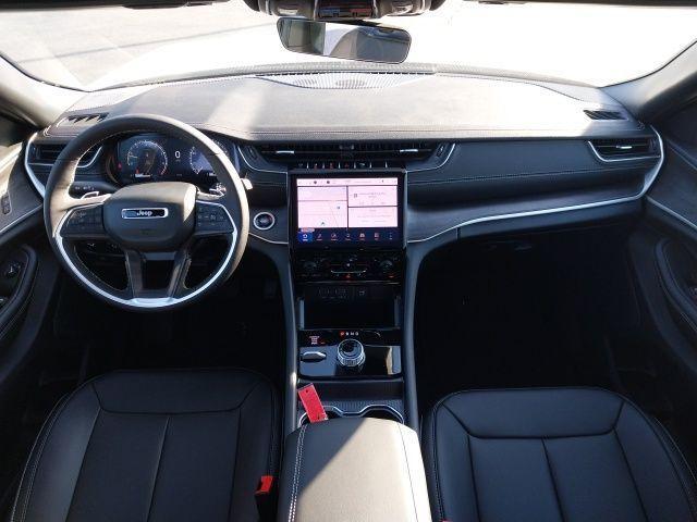 new 2025 Jeep Grand Cherokee car, priced at $45,140
