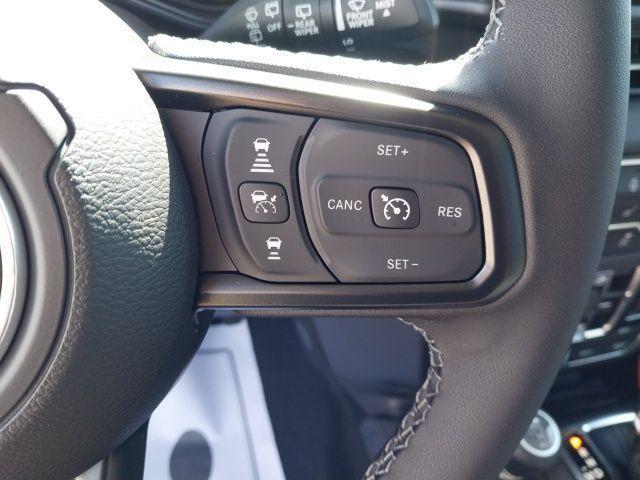 new 2025 Jeep Wrangler car, priced at $51,235