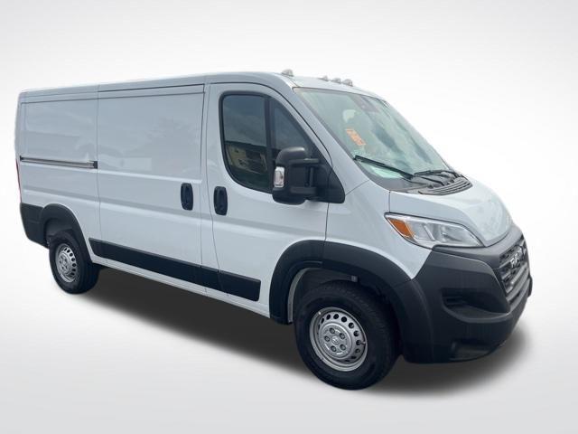 used 2025 Ram ProMaster 2500 car, priced at $33,832