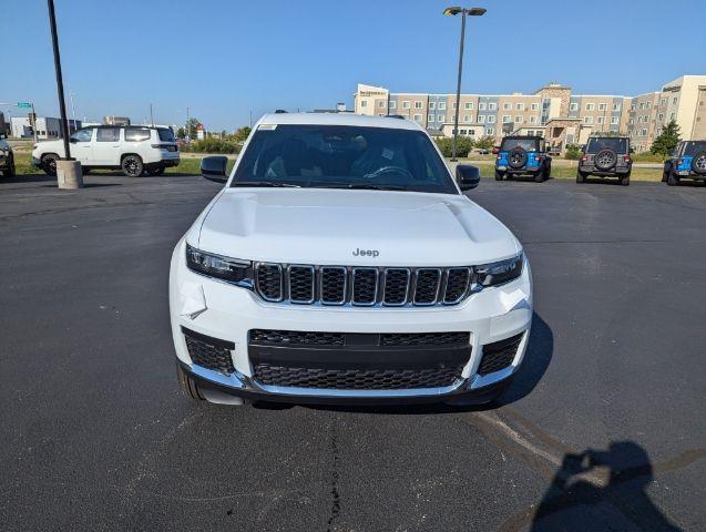 new 2025 Jeep Grand Cherokee L car, priced at $38,125