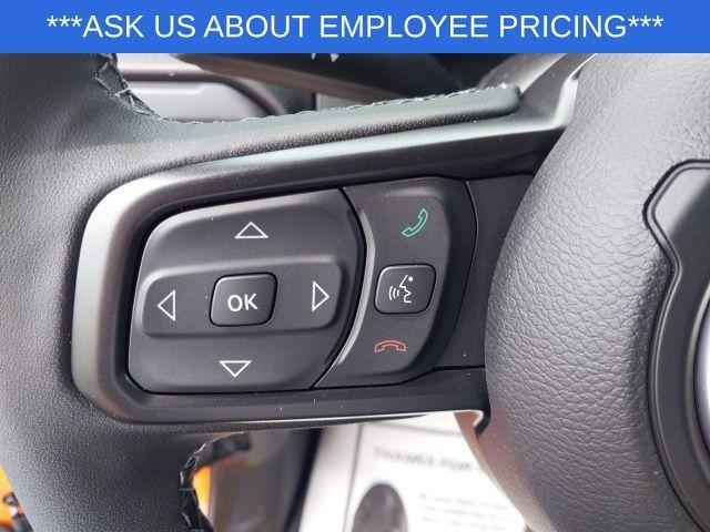 new 2025 Jeep Wrangler car, priced at $45,875