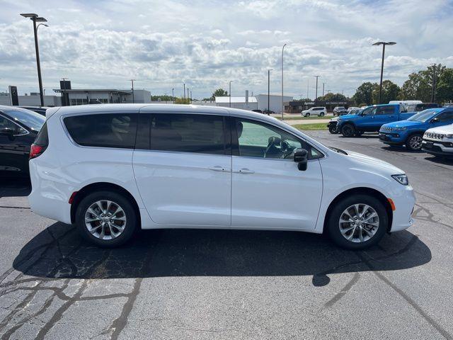 new 2024 Chrysler Pacifica car, priced at $37,750