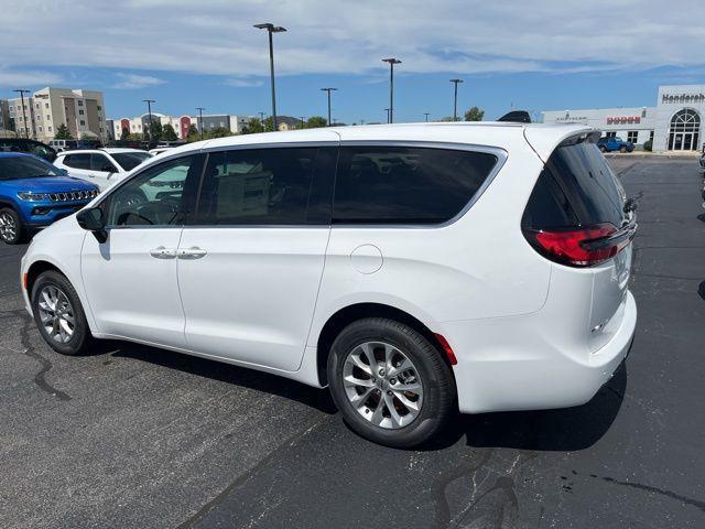 new 2024 Chrysler Pacifica car, priced at $37,750