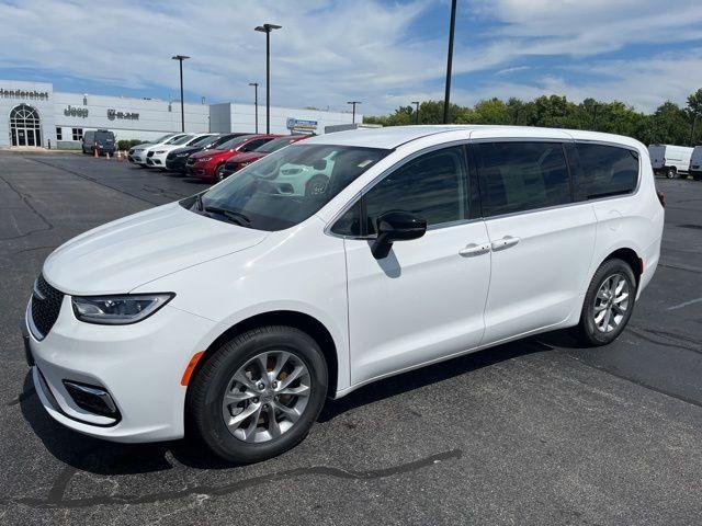 new 2024 Chrysler Pacifica car, priced at $37,750