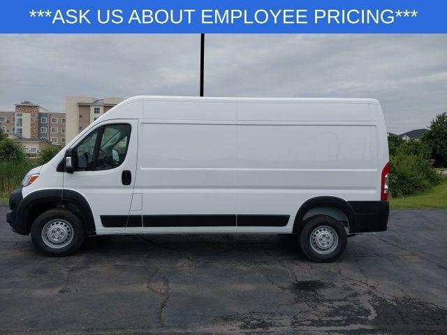 new 2025 Ram ProMaster 2500 car, priced at $45,295
