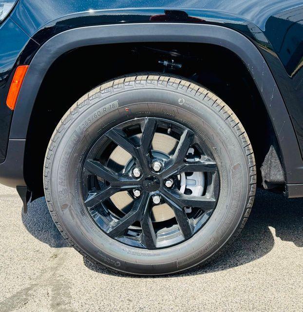 new 2025 Jeep Grand Cherokee L car, priced at $41,730
