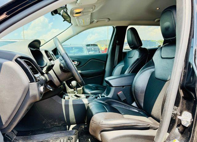 used 2019 Jeep Cherokee car, priced at $16,995