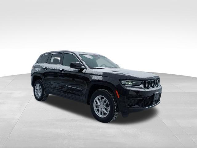 new 2025 Jeep Grand Cherokee car, priced at $37,470