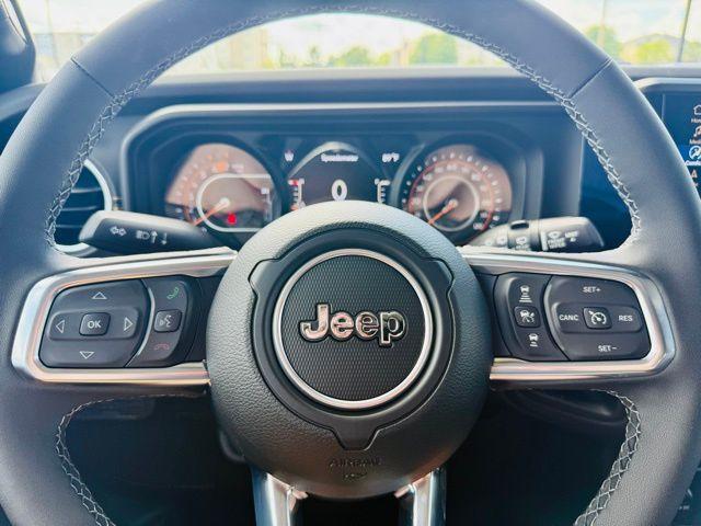 new 2025 Jeep Wrangler car, priced at $51,450