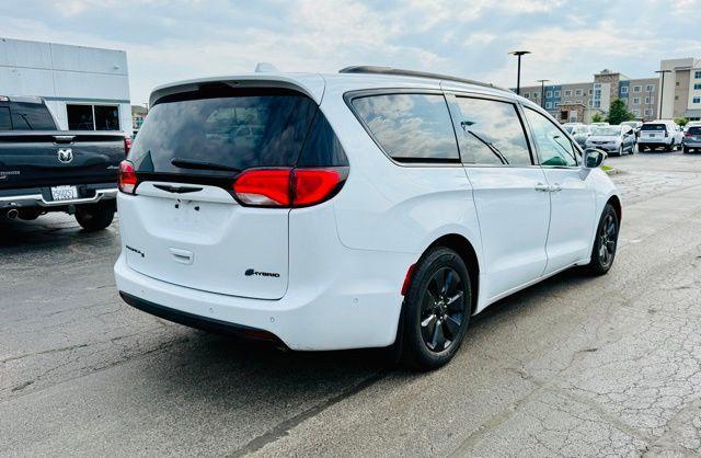 used 2020 Chrysler Pacifica Hybrid car, priced at $26,495