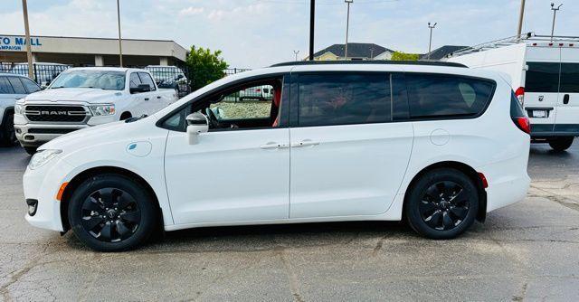 used 2020 Chrysler Pacifica Hybrid car, priced at $26,495