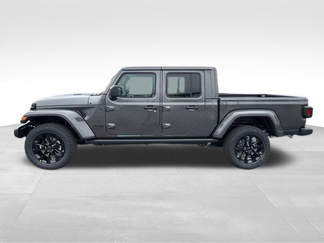 new 2025 Jeep Gladiator car, priced at $37,385