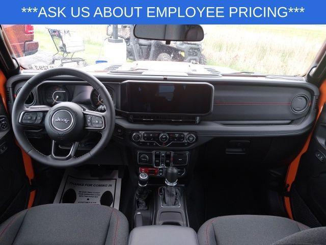 new 2025 Jeep Wrangler car, priced at $53,635