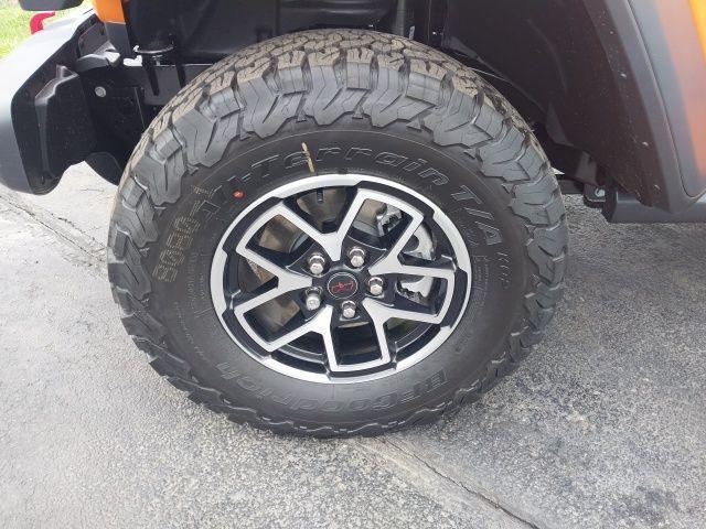 new 2025 Jeep Wrangler car, priced at $53,635