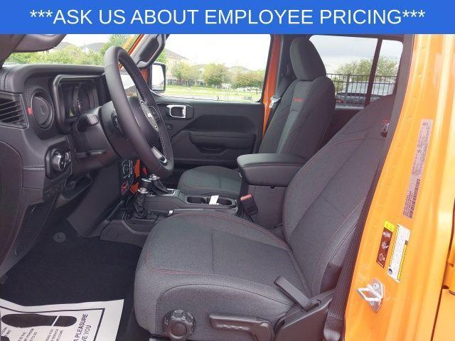 new 2025 Jeep Wrangler car, priced at $53,635