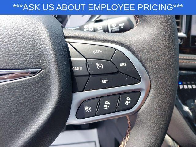 new 2025 Chrysler Pacifica car, priced at $46,522