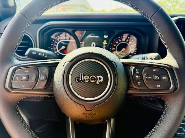 new 2025 Jeep Gladiator car, priced at $52,095