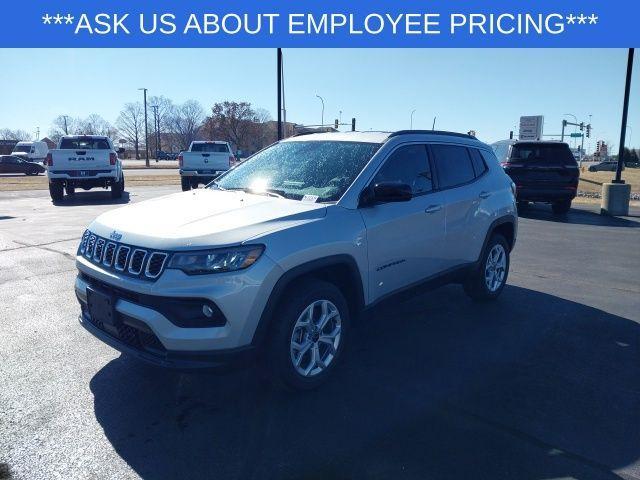 new 2025 Jeep Compass car, priced at $25,360