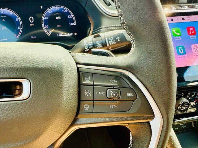 new 2025 Jeep Grand Cherokee car, priced at $46,335