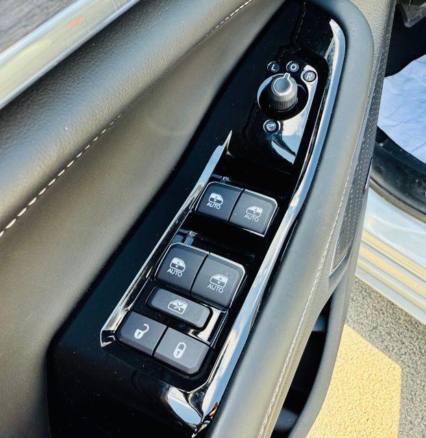 used 2024 Jeep Grand Cherokee L car, priced at $44,995